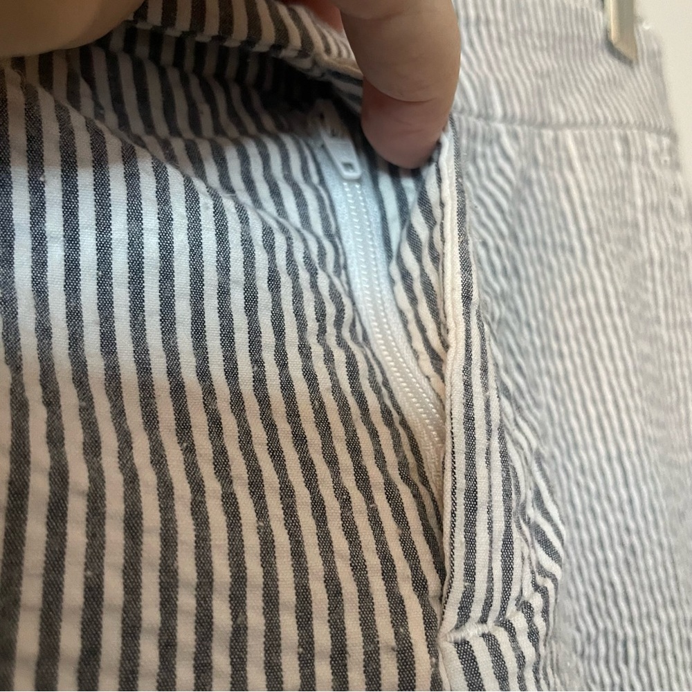 Bitten Blue and White Pants size 8 - Picture 4 of 6